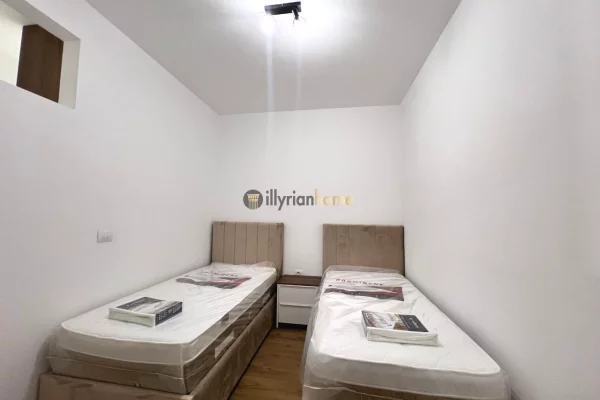 Shtepi me qera Apartament ne Tirane, 2+1, Mobilimi E mobiluar, Pagesa 1,200  Euro.