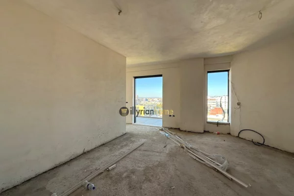 Shtepi ne shitje Apartament ne Tirane, 1+1, Mobilimi Bosh, pa mobiluar, Pagesa 172,000  Euro.