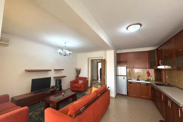 Shtepi me qera 2+1 ne Tirane - 700 Euro