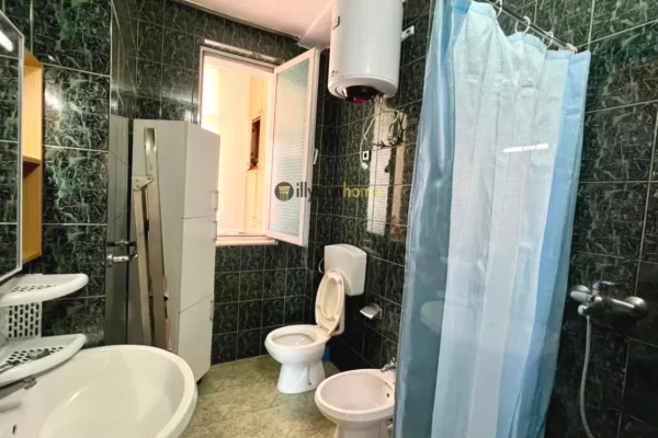 Shtepi me qera Apartament ne Tirane, 2+1, Mobilimi E mobiluar, Pagesa 600  Euro.