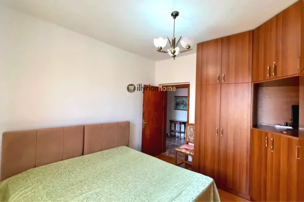 Shtepi me qera Apartament ne Tirane, 2+1, Mobilimi E mobiluar, Pagesa 600  Euro.