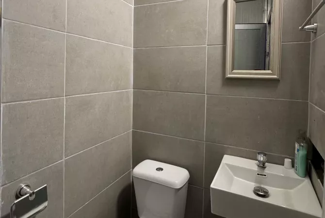 Business Property for Rent 1+1 in Tirana - 40,000 Leke