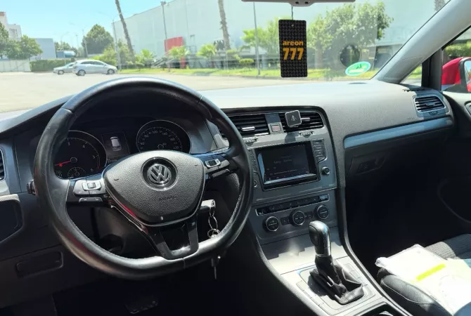 Auto in Vendita a Tirana, Volkswagen, 2013 Diesel,Kambio Automatik Pagamento 9,900  Euro.