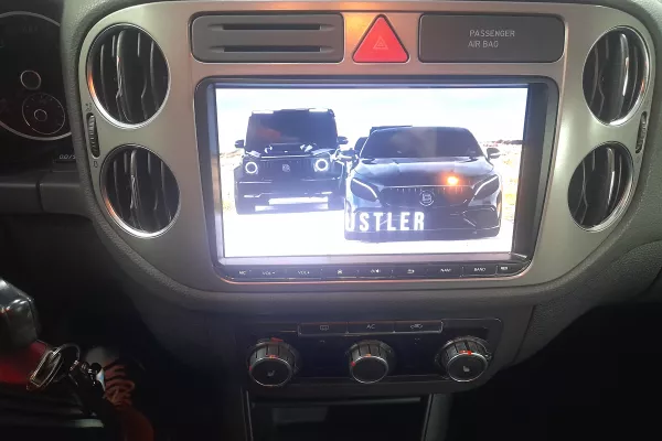 Auto in Vendita a Tirana, Volkswagen, 2010 Benzine,Kambio Automatik Pagamento 6,800  Euro.