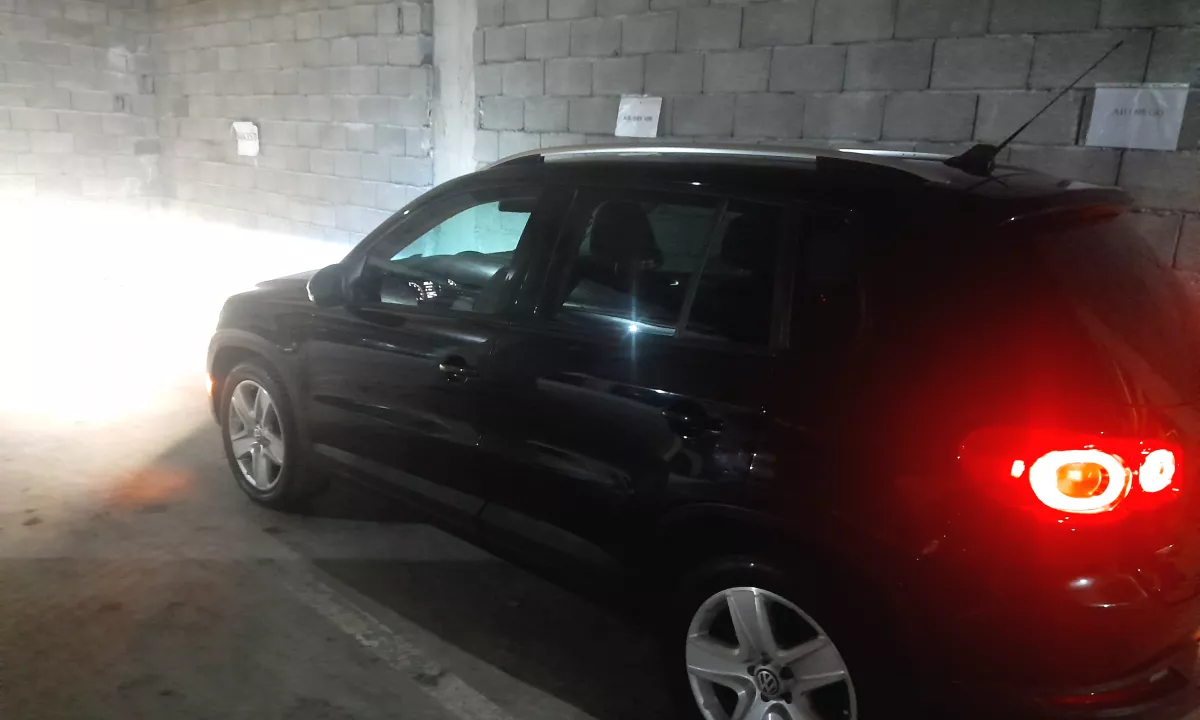 Auto in Vendita a Tirana, Volkswagen, 2010 Benzine,Kambio Automatik Pagamento 6,800  Euro.