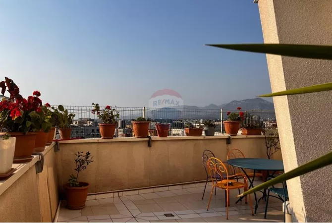 Shtepi ne shitje Apartament ne Tirane, 2+1, Mobilimi E mobiluar, Pagesa 238,000  Euro.