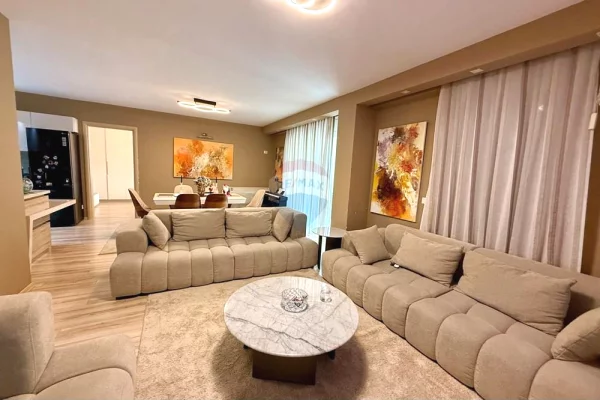 Shtepi ne shitje Apartament ne Tirane, 2+1, Mobilimi E mobiluar, Pagesa 245,000  Euro.