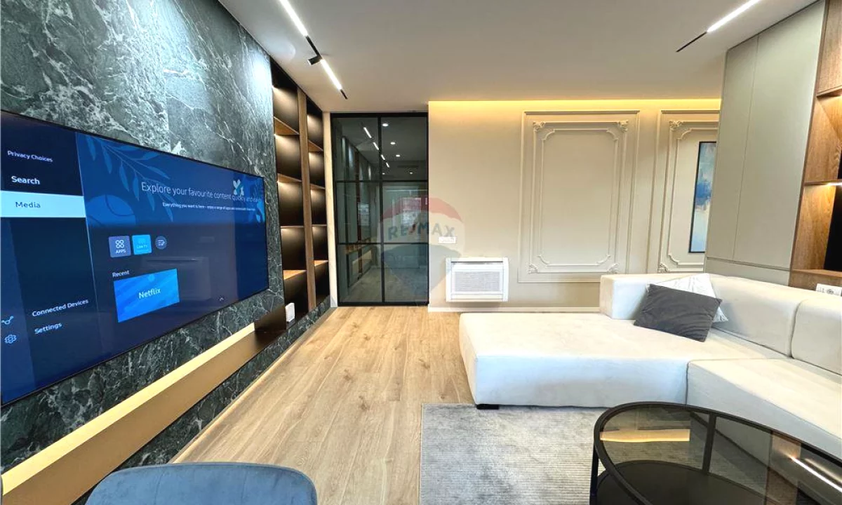 Appartamento in affitto a Tirana 2+1, Arredato