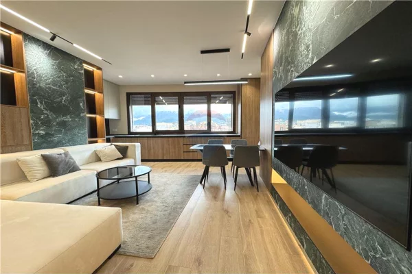 Appartamento in affitto a Tirana 2+1, Arredato