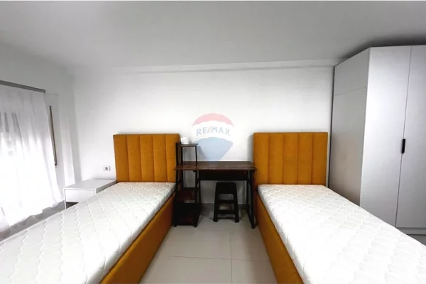 Duplex (casa a 2 piani) in affitto a Tirana 3+1, Arredato