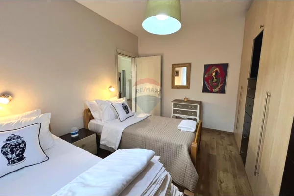 Appartamento in affitto a Tirana 2+1, Arredato