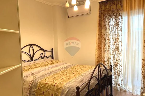 Appartamento in affitto a Tirana 3+1, Arredato