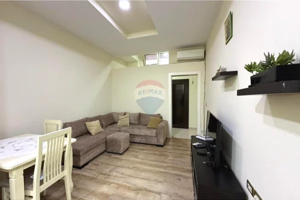 Apartament 2+1 për qira – Myslym Shyri!