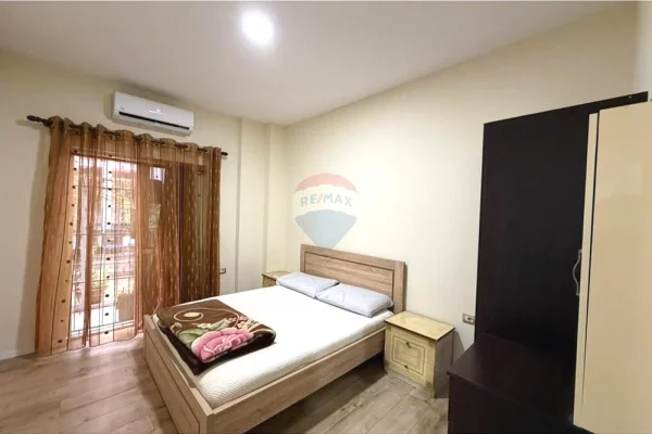 Appartamento in affitto a Tirana 2+1, Arredato