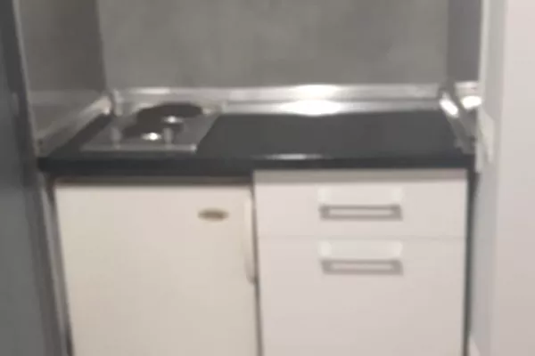 Shtepi me qera Apartament ne Tirane, Garsoniere, Mobilimi E mobiluar, Pagesa 450  Euro.