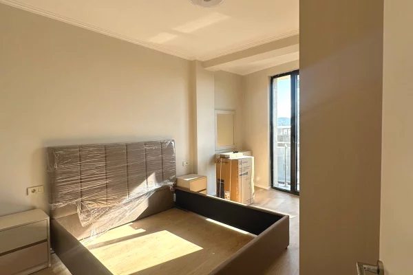 Shtepi me qera Apartament ne Tirane, 2+1, Mobilimi E mobiluar, Pagesa 1,000  Euro.