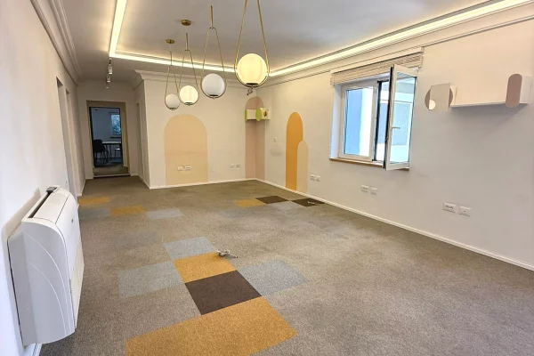 Business Property for Rent 3+1 in Tirana - 1,500 Euro