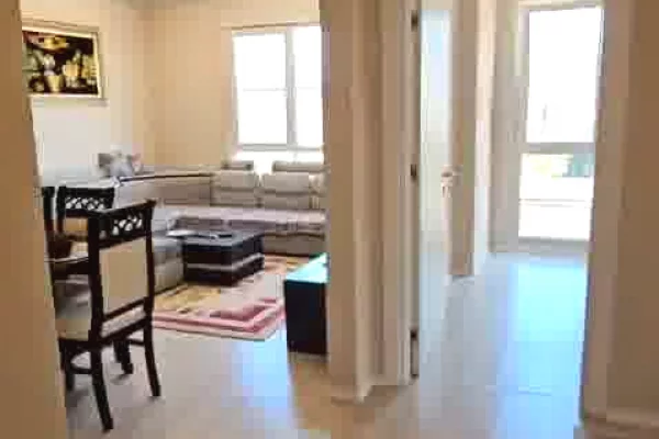 🏡 Shitet Apartament 3+1+2 – Përballë Spitalit Amerikan 3