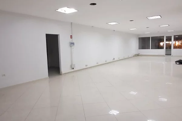 Showroom me Qira – Astir 