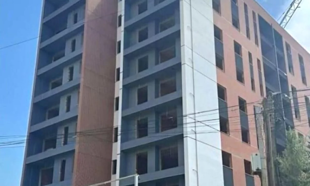 Appartamento in vendita a Tirana 2+1, Arredato