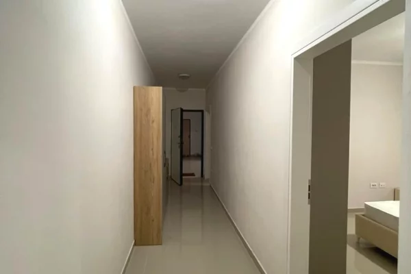 Shtepi me qera Apartament ne Tirane, 2+1, Mobilimi E mobiluar, Pagesa 500  Euro.