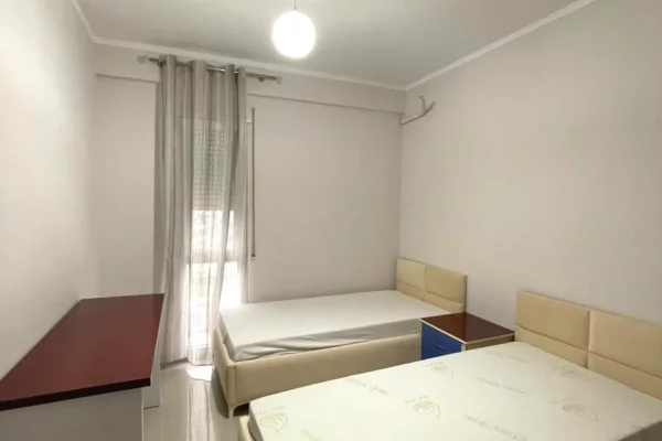 Shtepi me qera Apartament ne Tirane, 2+1, Mobilimi E mobiluar, Pagesa 500  Euro.