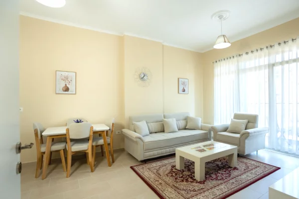 Shtepi me qera Apartament ne Tirane, 1+1, Mobilimi E mobiluar, Pagesa 700  Euro.