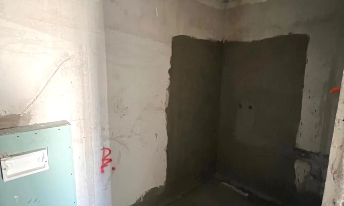 Appartamento in vendita a Tirana 2+1, Arredato