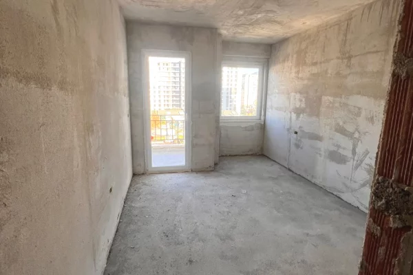 Appartamento in vendita a Tirana 2+1, Arredato