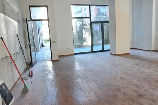 Jepet me Qira – Ambient Komercial | Astir, Tirane