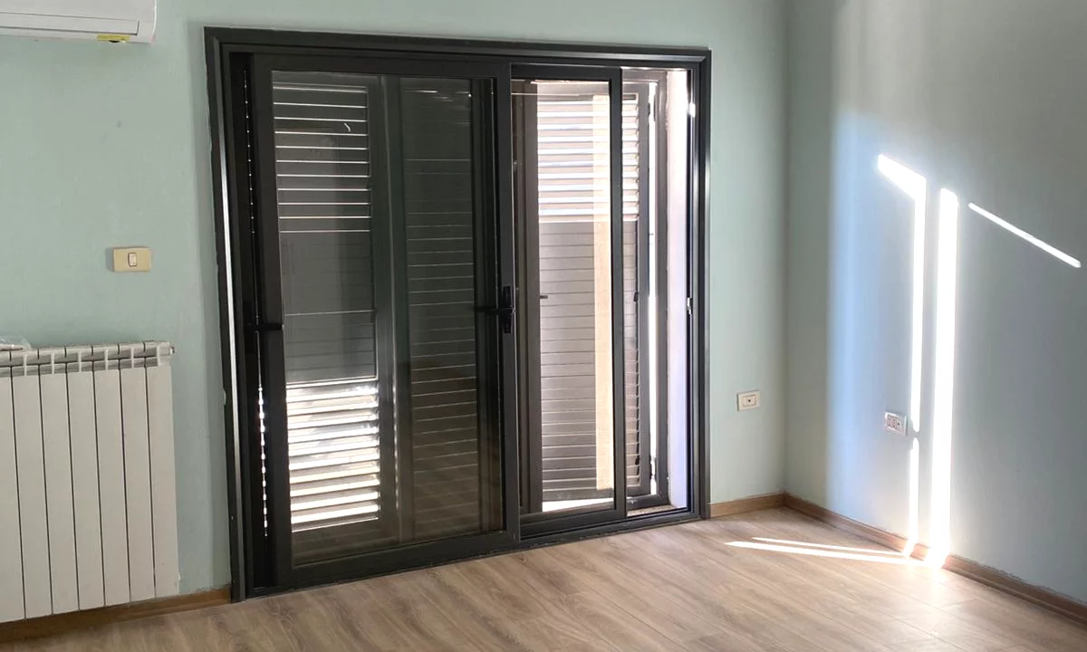 Ambient Biznesi me Qira |  Prane Fakultetit Ekonomik, Tirane