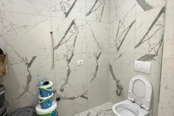 Appartamento in vendita a Tirana 1+1, Vuoto