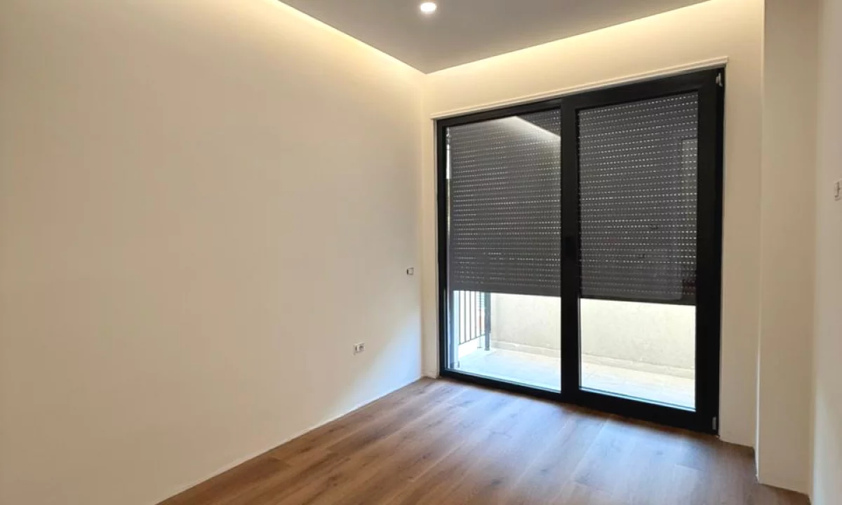 Appartamento in vendita a Tirana 1+1, Vuoto