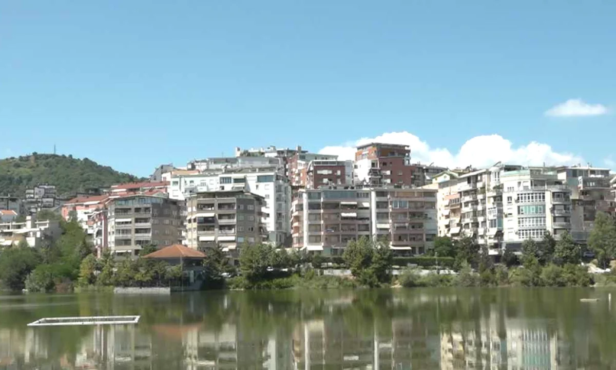 Appartamento in vendita a Tirana 2+1, Vuoto