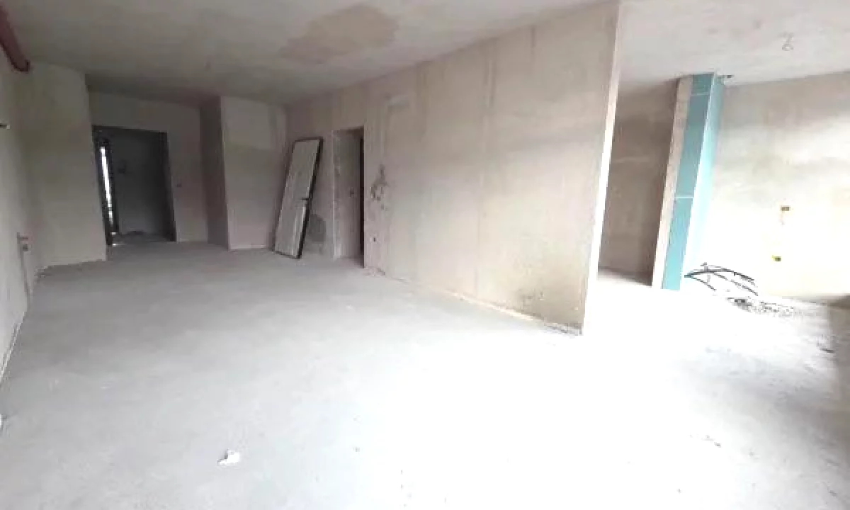 Appartamento in vendita a Tirana 1+1, Arredato