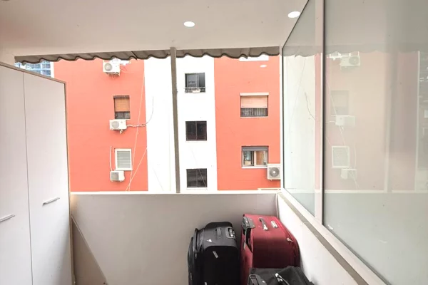 Appartamento in vendita a Tirana 2+1, Arredato