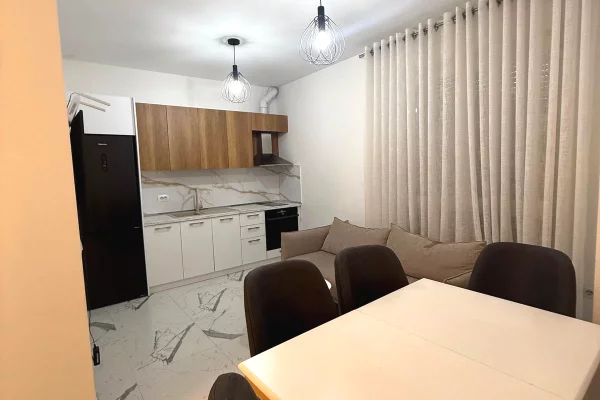 Jepet me Qira /Apartament 2+1 | Myslym Shyr