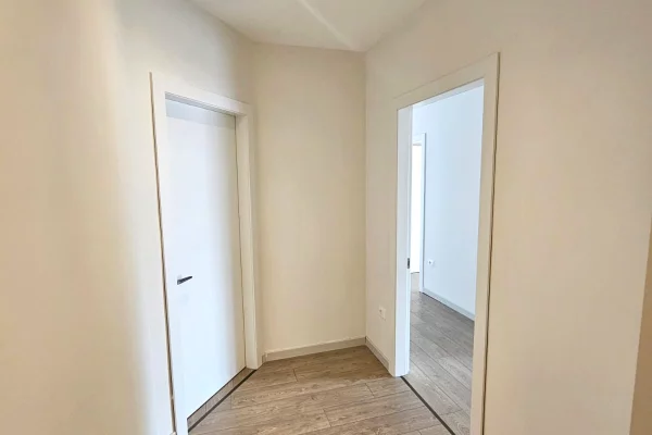 SHITET APARTAMENT 2+1 + GARZONIERE – ZOGU I ZI 