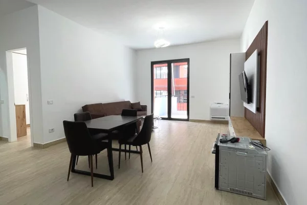 Shtepi me qera Apartament ne Tirane, 1+1, Mobilimi E mobiluar, Pagesa 75,000  Leke.