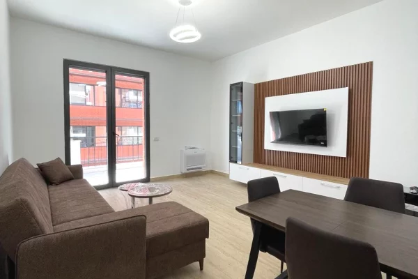 Shtepi me qera Apartament ne Tirane, 1+1, Mobilimi E mobiluar, Pagesa 75,000  Leke.
