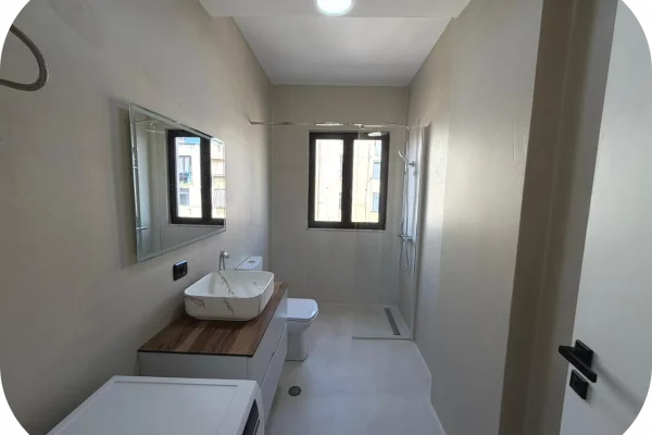 Shtepi ne shitje Apartament ne Tirane, 2+1, Mobilimi E mobiluar, Pagesa 24,000,000  Leke.