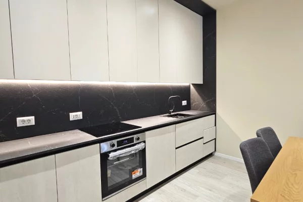 Shtepi me qera Apartament ne Tirane, 2+1, Mobilimi Pjeserisht e mobiluar, Pagesa 1,500  Euro.