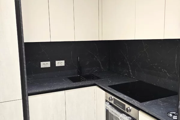 Shtepi me qera Apartament ne Tirane, 2+1, Mobilimi E mobiluar, Pagesa 1,600  Euro.