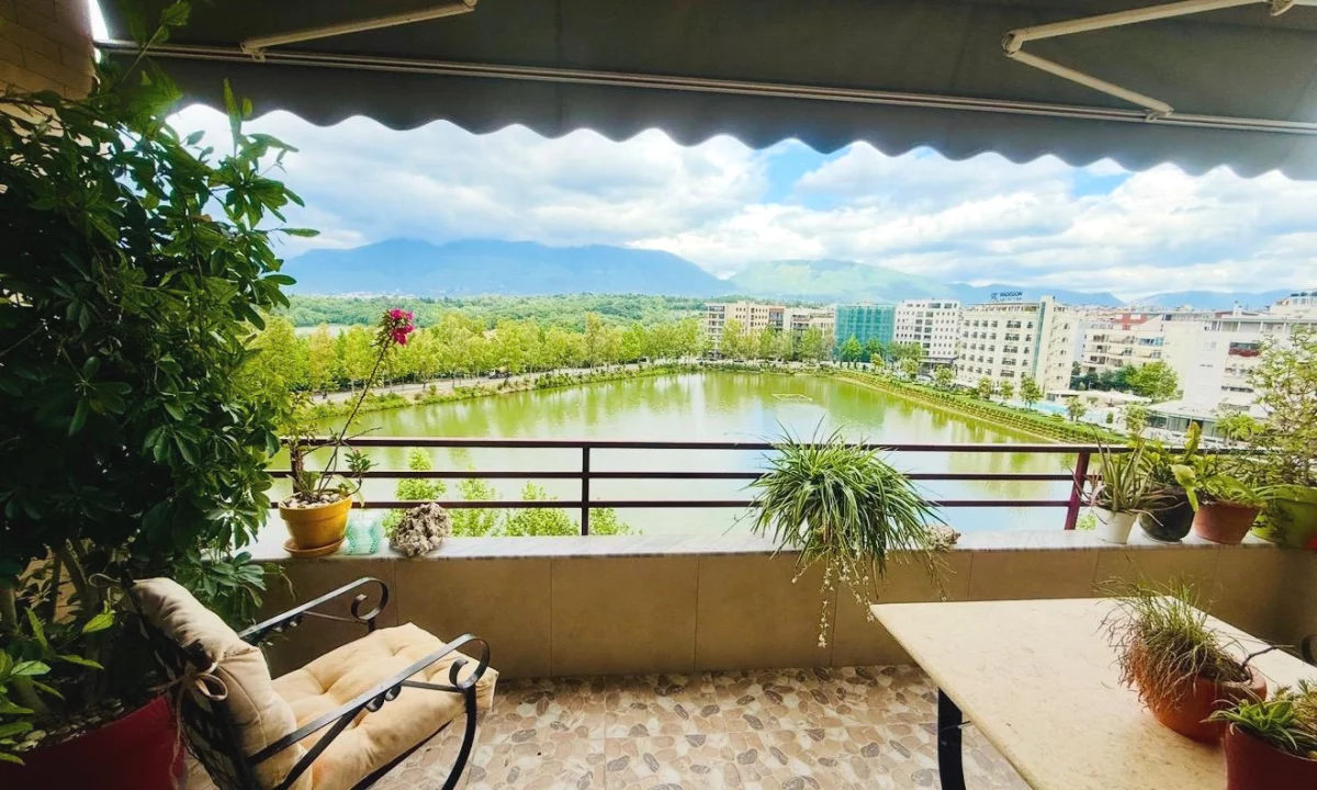 Shtepi me qera Apartament ne Tirane, 2+1, Mobilimi E mobiluar, Pagesa 1,200  Euro.