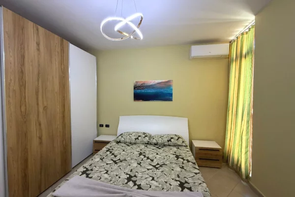 Shtepi me qera Apartament ne Tirane, 2+1, Mobilimi E mobiluar, Pagesa 100,000  Leke.