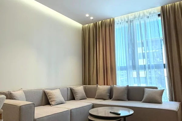 Shtepi me qera 2+1 ne Tirane - 80,000 Leke