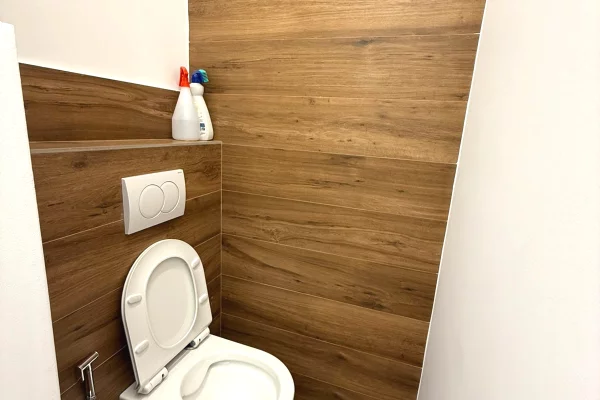 Shtepi me qera Apartament ne Tirane, 2+1, Mobilimi E mobiluar, Pagesa 1,500  Euro.