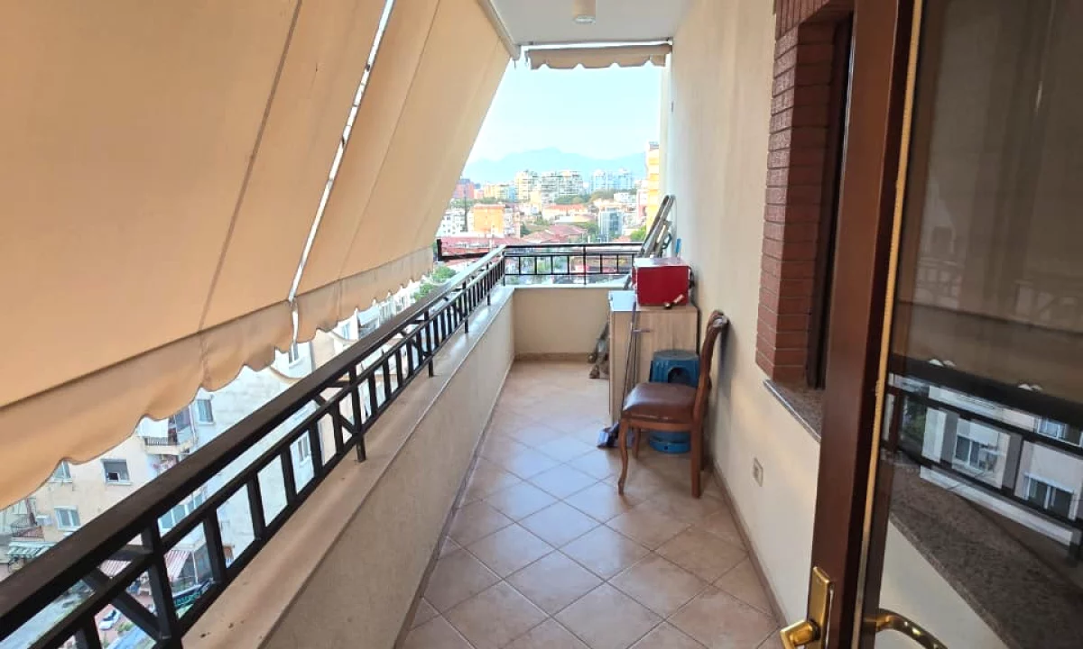 Shtepi me qera Apartament ne Tirane, 2+1, Mobilimi E mobiluar, Pagesa 70,000  Leke.