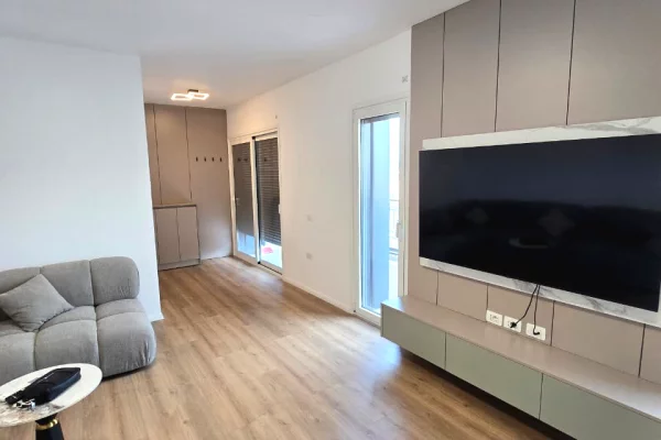 Shtepi me qera Apartament ne Tirane, 2+1, Mobilimi E mobiluar, Pagesa 1,000  Euro.