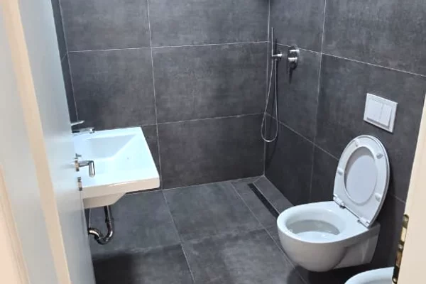 🏢 JEPET ME QIRA | AMBIENT ZYRE \ Rruga Mihal Duri, Tirane